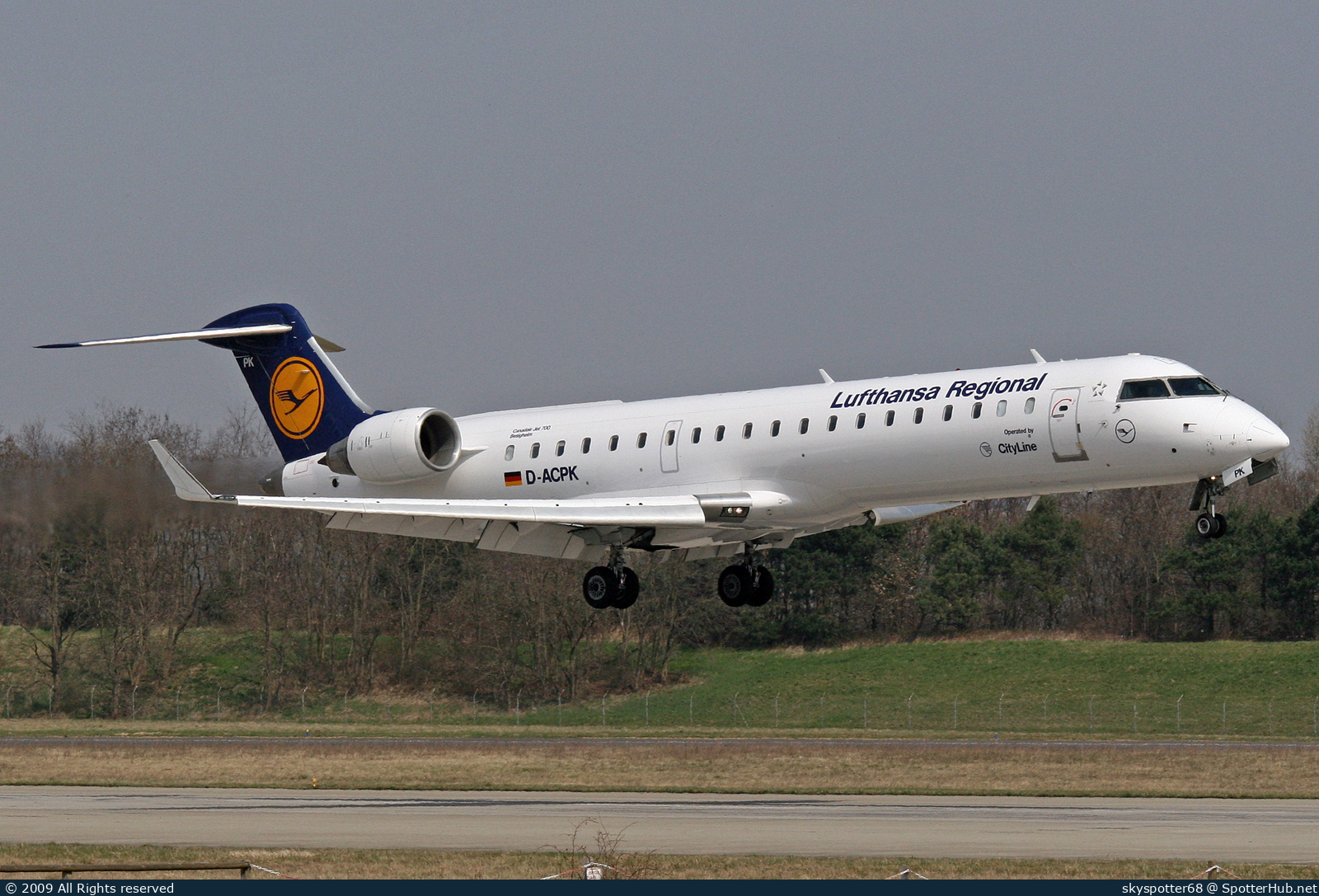 Photo of D-ACPK - Bombardier CRJ-701ER operated by Lufthansa CityLine