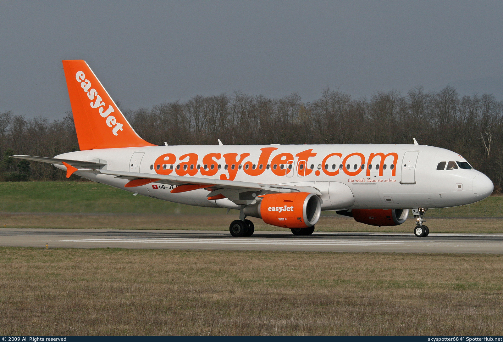 Photo of HB-JZJ - Airbus A319-111 operated by easyJet Switzerland