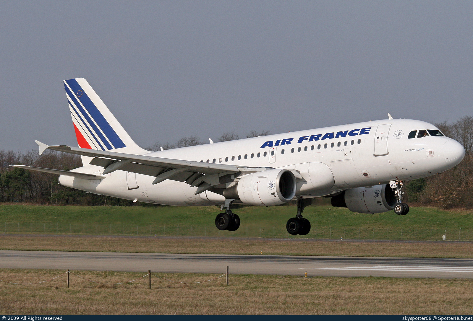 Photo of F-GRHT - Airbus A319-111 operated by Air France