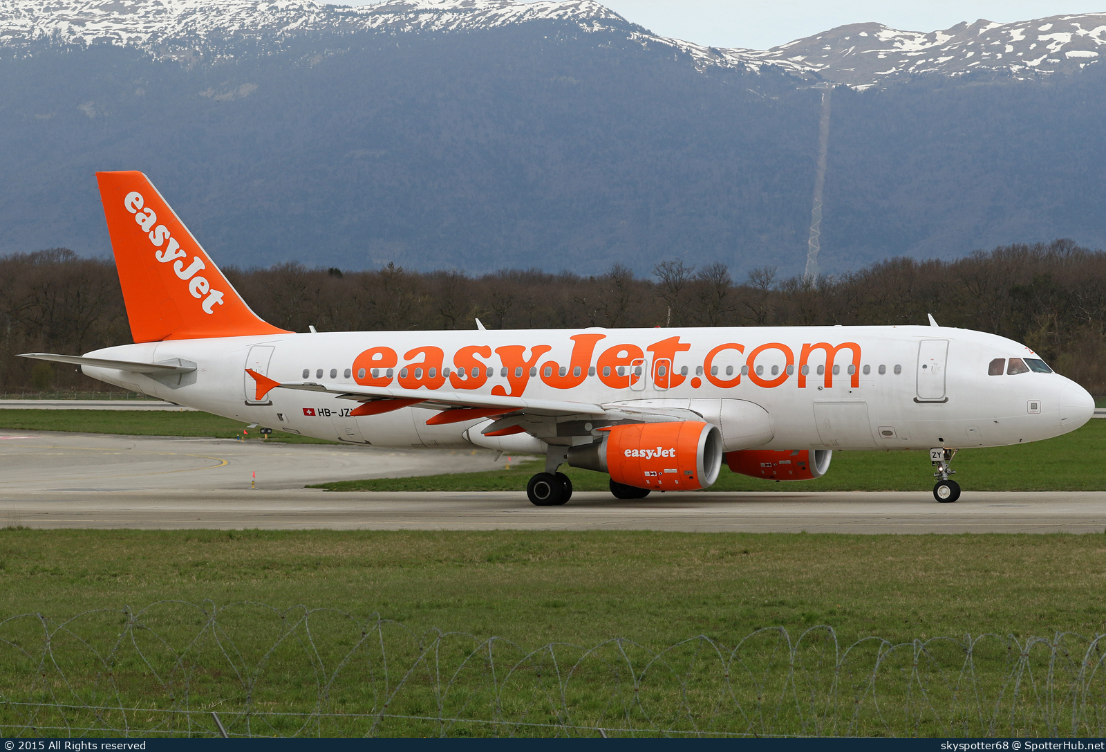 Photo of HB-JZY - Airbus A320-214 operated by easyJet Switzerland