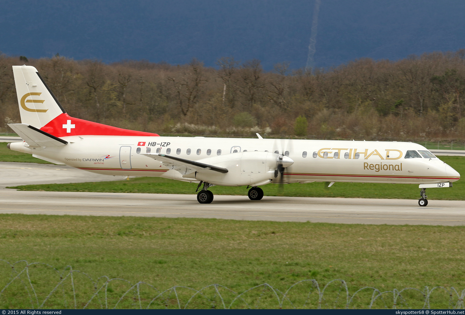 Photo of HB-IZP - Saab 2000 operated by Etihad Regional (opb Darwin Airline)