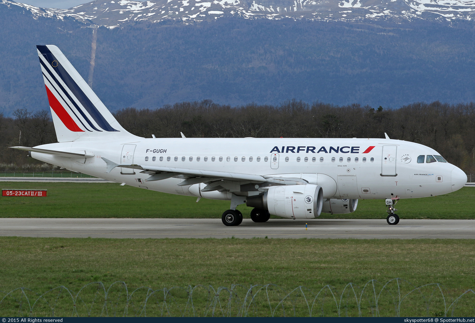 Photo of F-GUGH - Airbus A318-111 operated by Air France