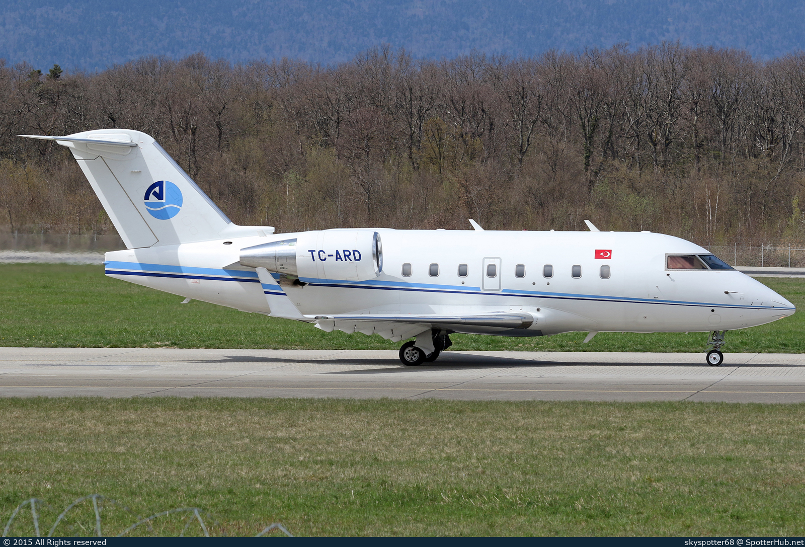 Photo of TC-ARD - Bombardier Challenger 604 operated by Arkasair Havacılık