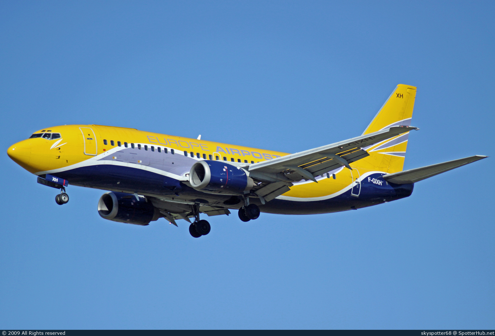 Photo of F-GIXH - Boeing 737-3S3(QC) operated by Europe Airpost