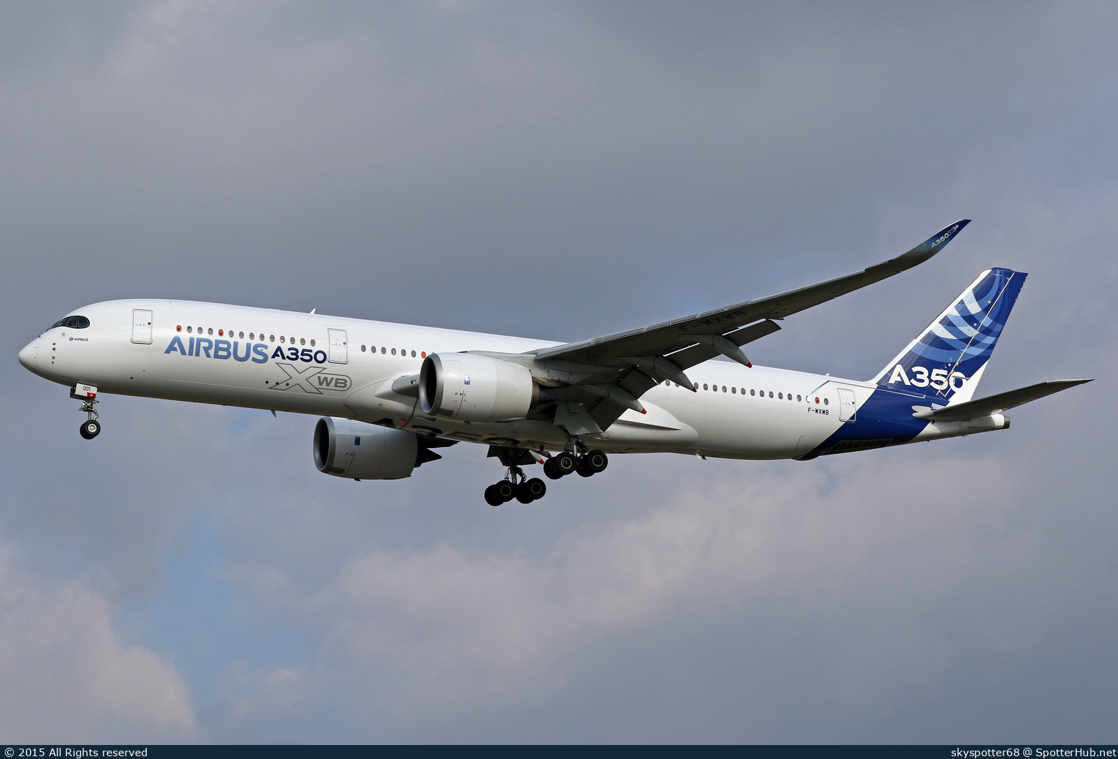 Photo of F-WXWB - Airbus A350-941 operated by Airbus Industrie