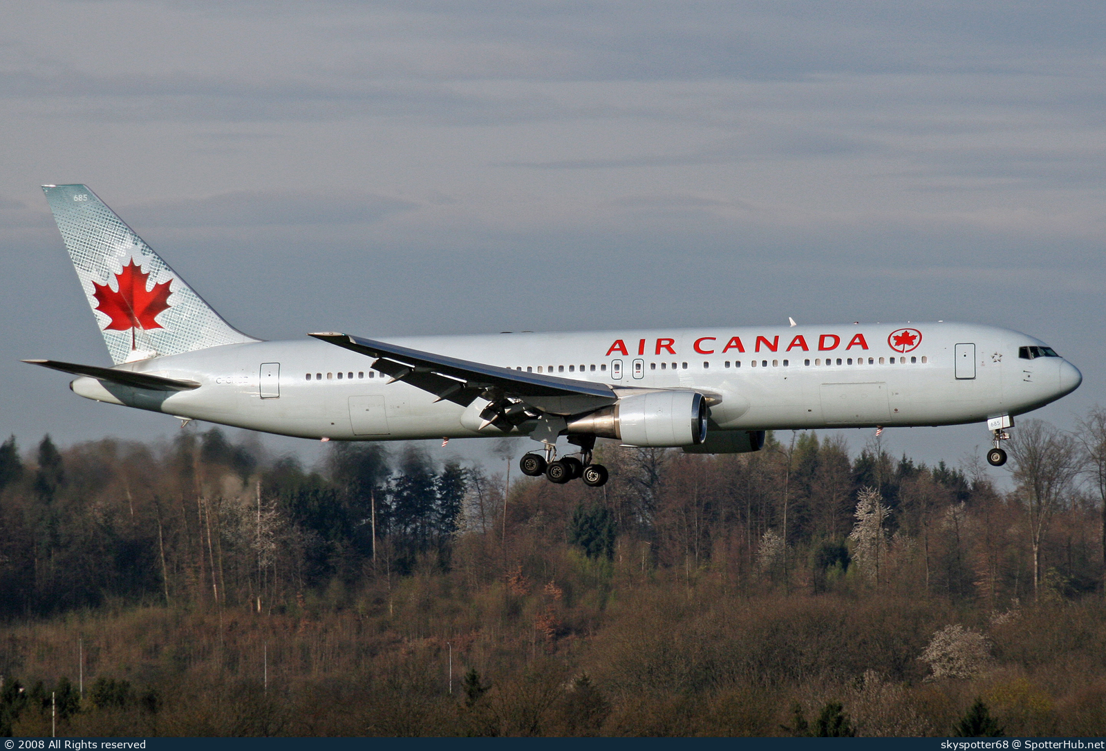 Photo of C-GHOZ - Boeing 767-375(ER) operated by Air Canada