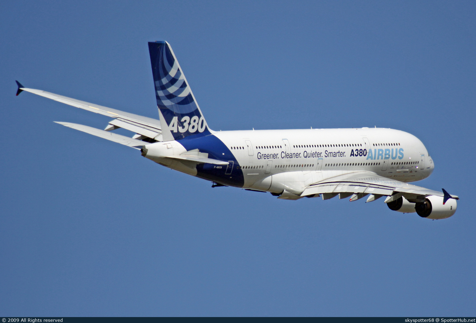 Photo of F-WWOW - Airbus A380-841 operated by Airbus Industrie