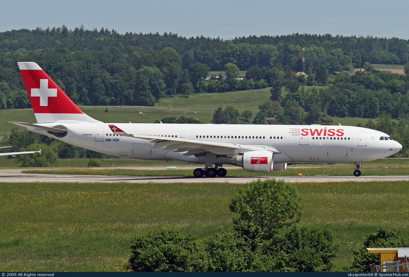 Photo of HB-IQK - Airbus A330-223 operated by Swiss International Air Lines