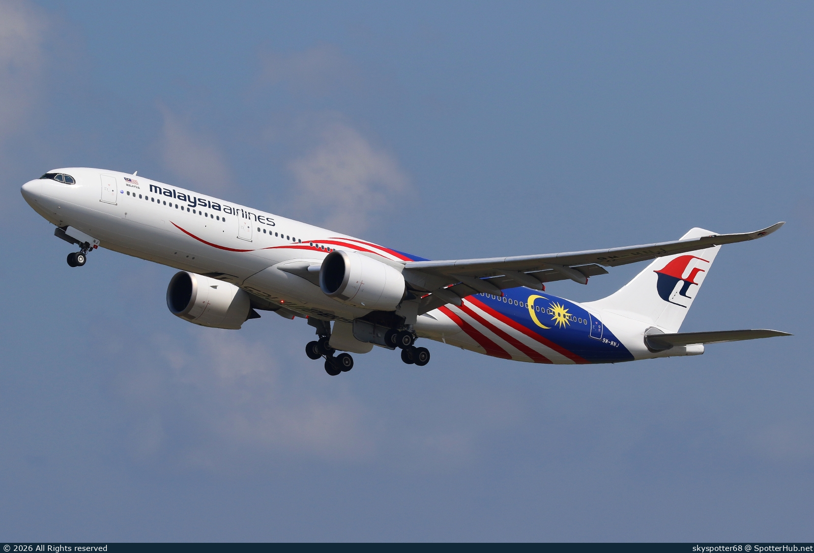 Photo of 9M-MNJ - Airbus A330-941 operated by Malaysia Airlines