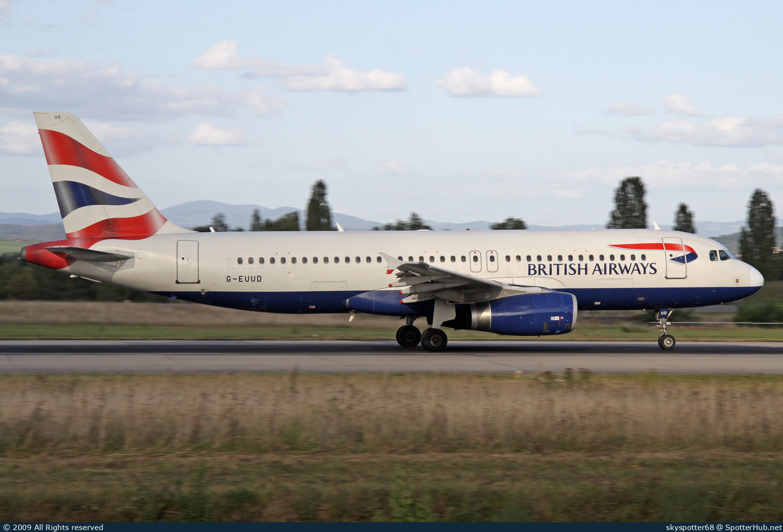 Photo of G-EUUD - Airbus A320-232 operated by British Airways