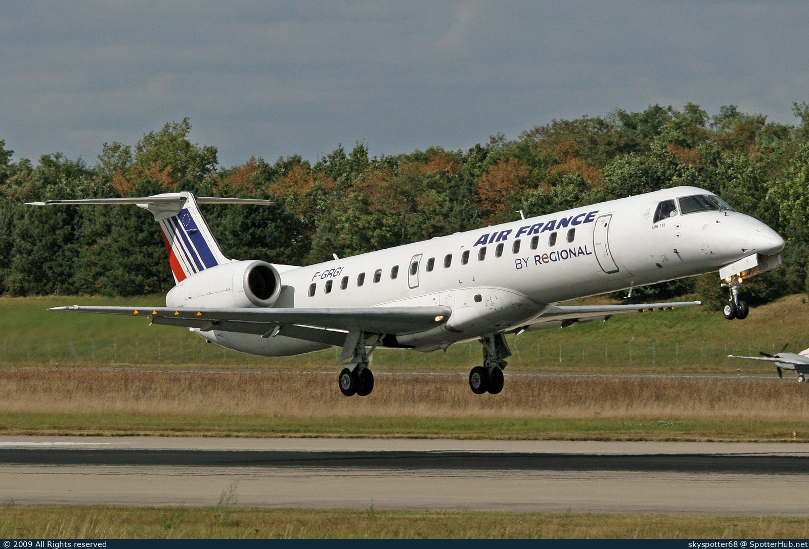 Photo of F-GRGI - Embraer ERJ-145EP operated by Air France (opb Régional)