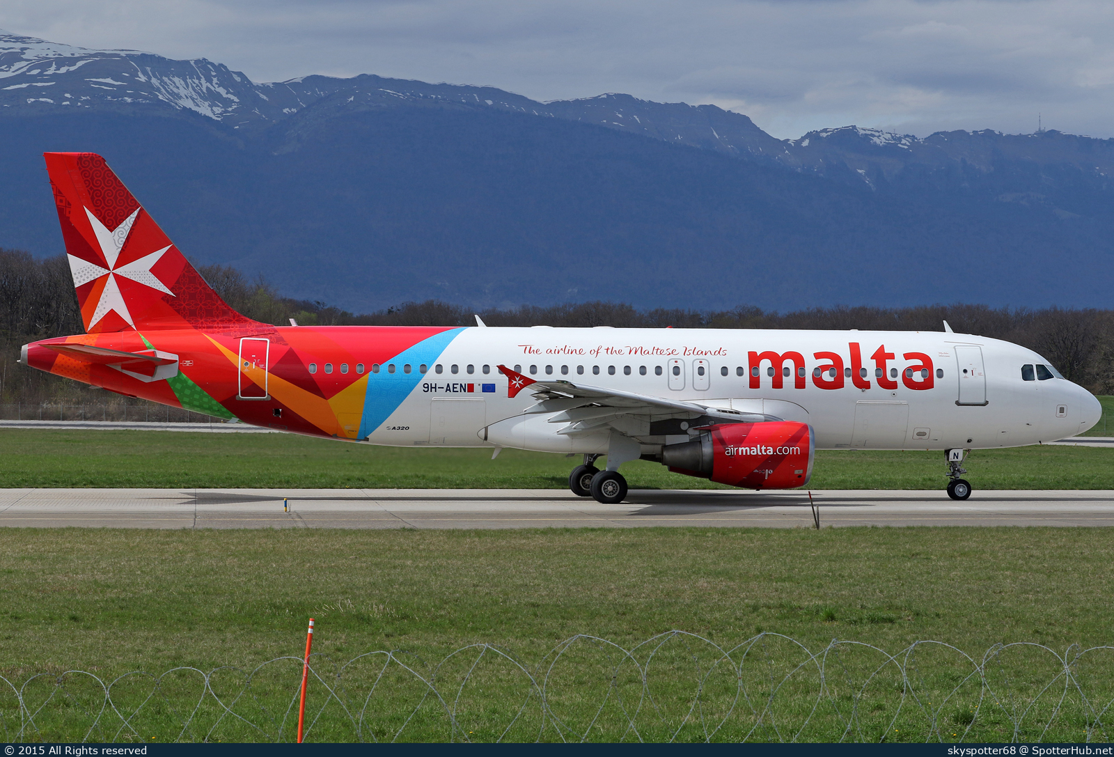 Photo of 9H-AEN - Airbus A320-214 operated by Air Malta