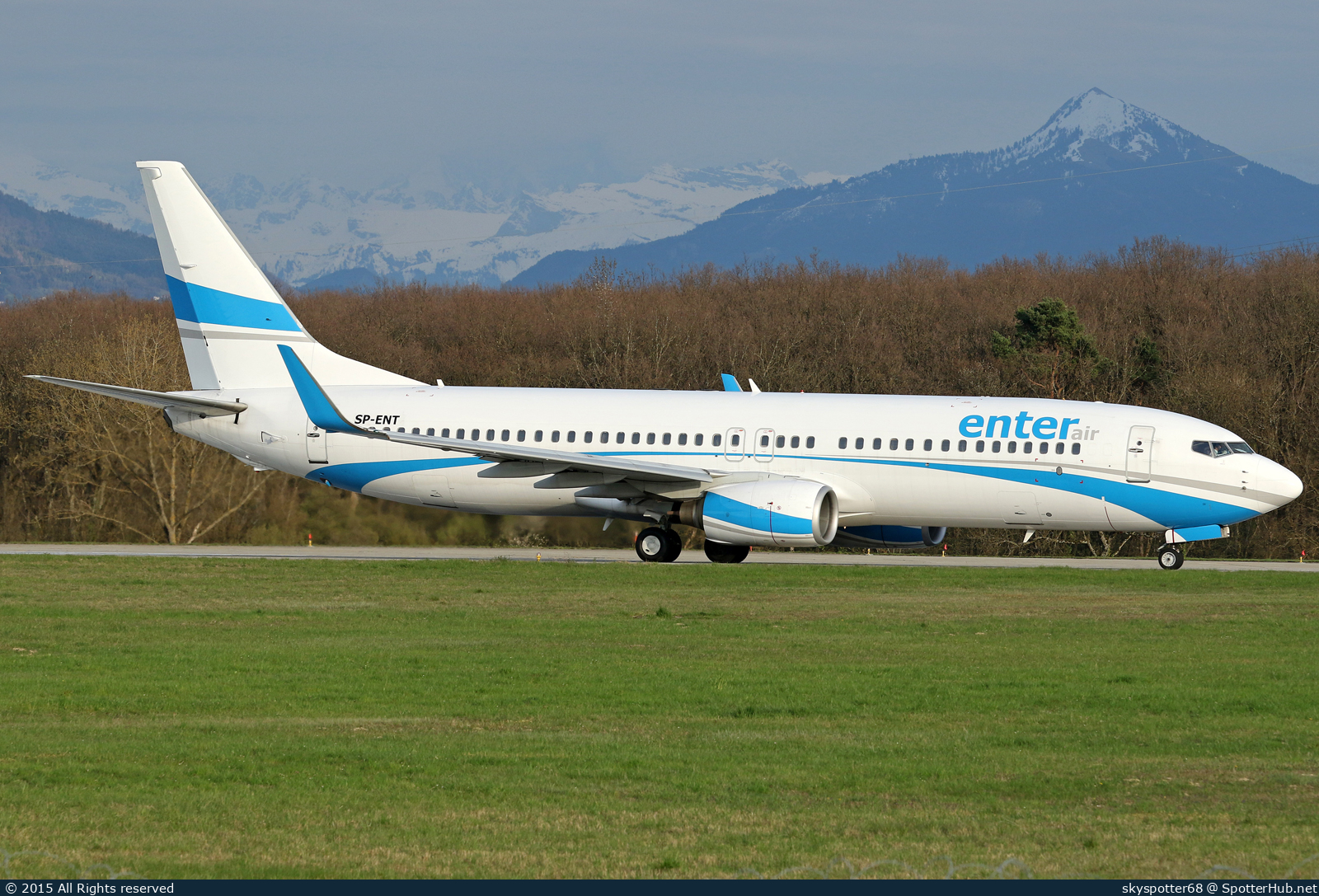 Photo of SP-ENT - Boeing 737-8AS operated by Enter Air