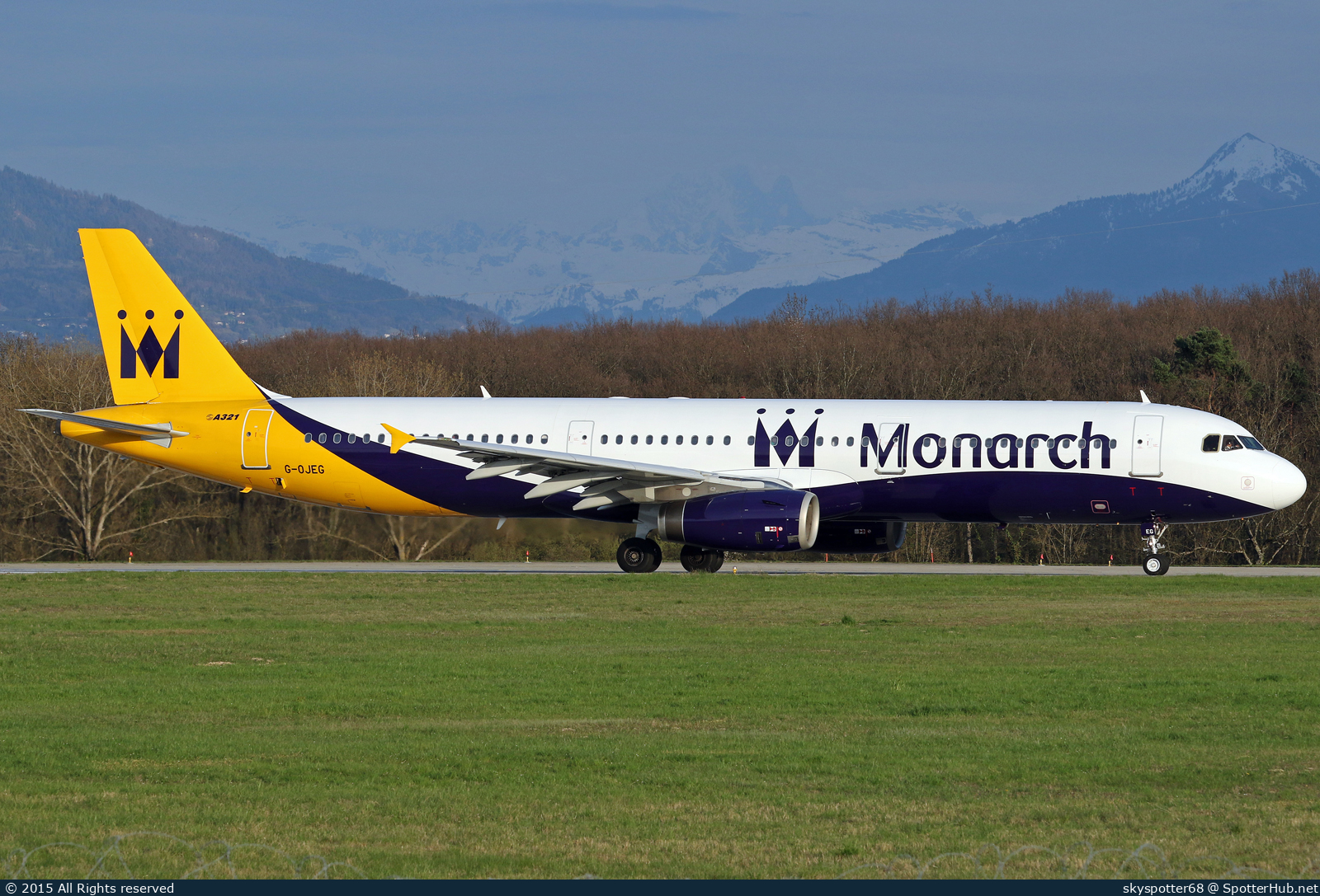 Photo of G-OJEG - Airbus A321-231 operated by Monarch Airlines