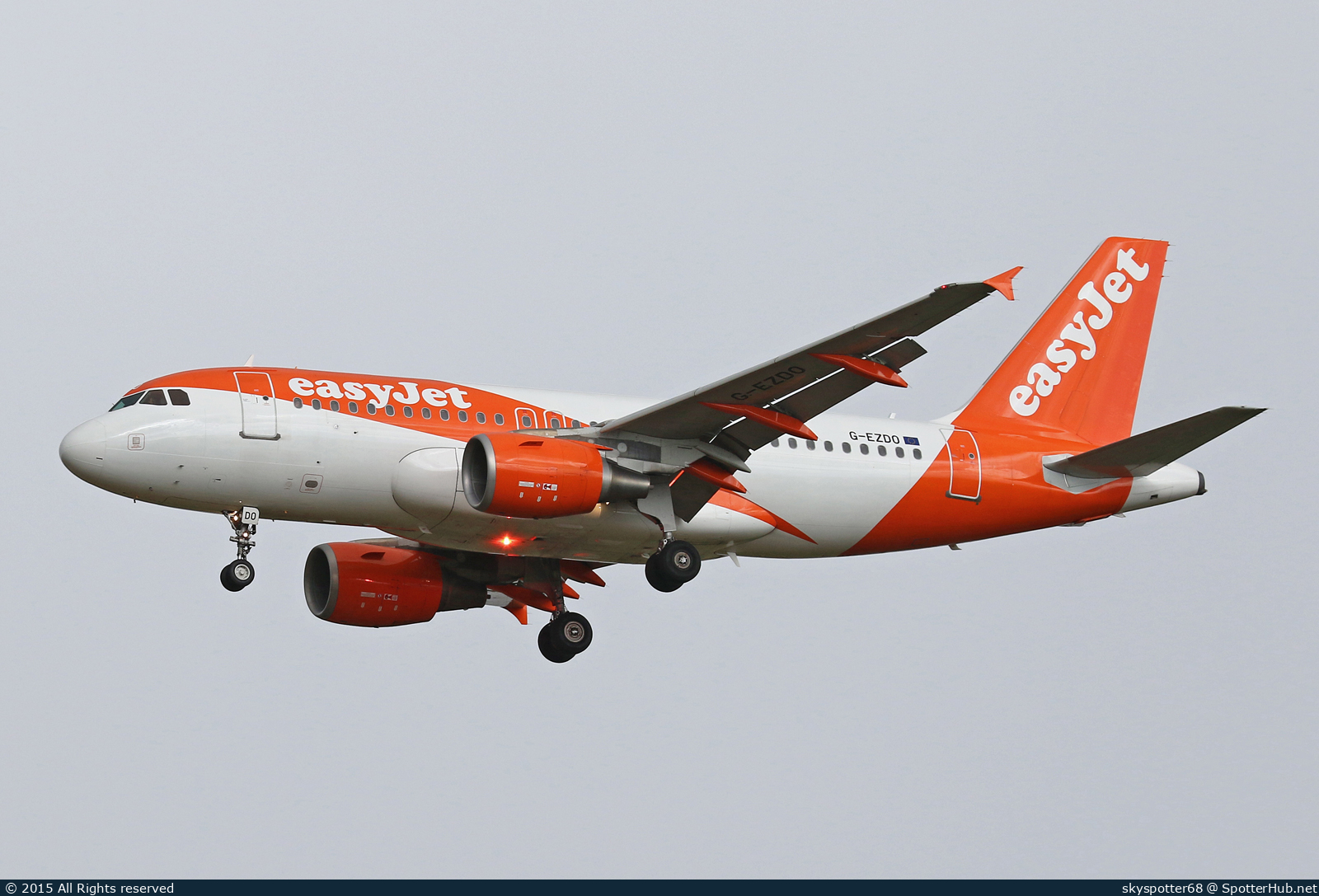 Photo of G-EZDO - Airbus A319-111 operated by easyJet