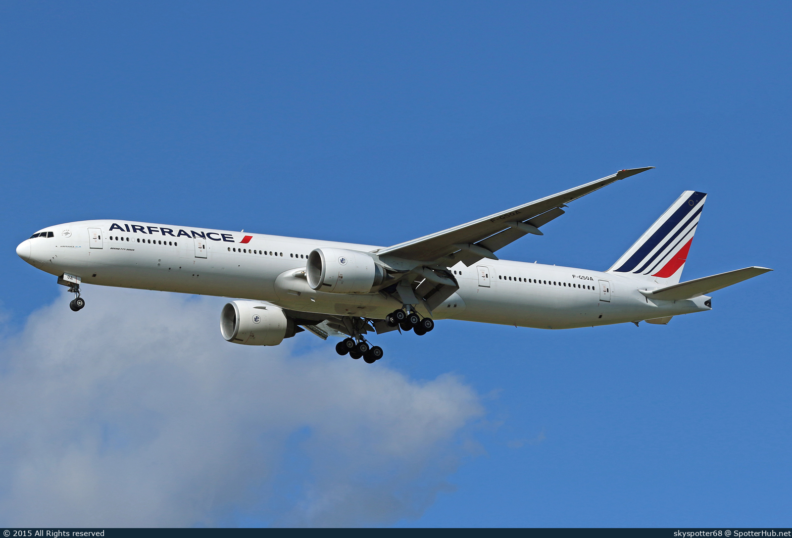 Photo of F-GSQA - Boeing 777-328(ER) operated by Air France