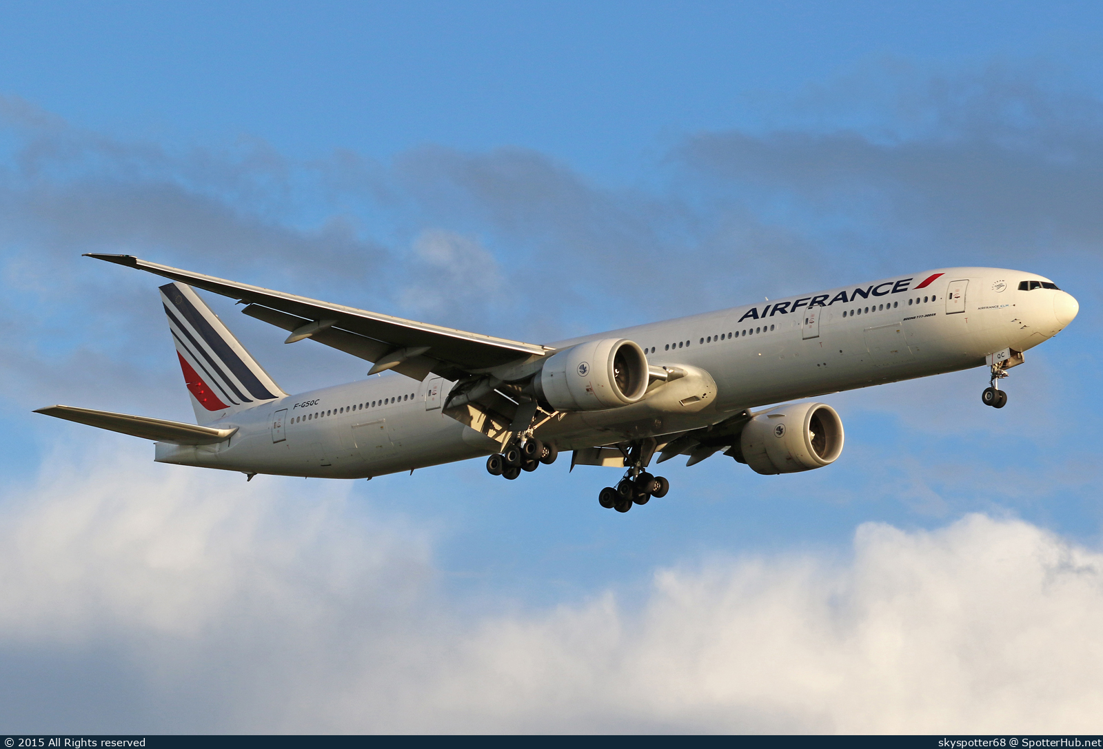 Photo of F-GSQC - Boeing 777-328(ER) operated by Air France