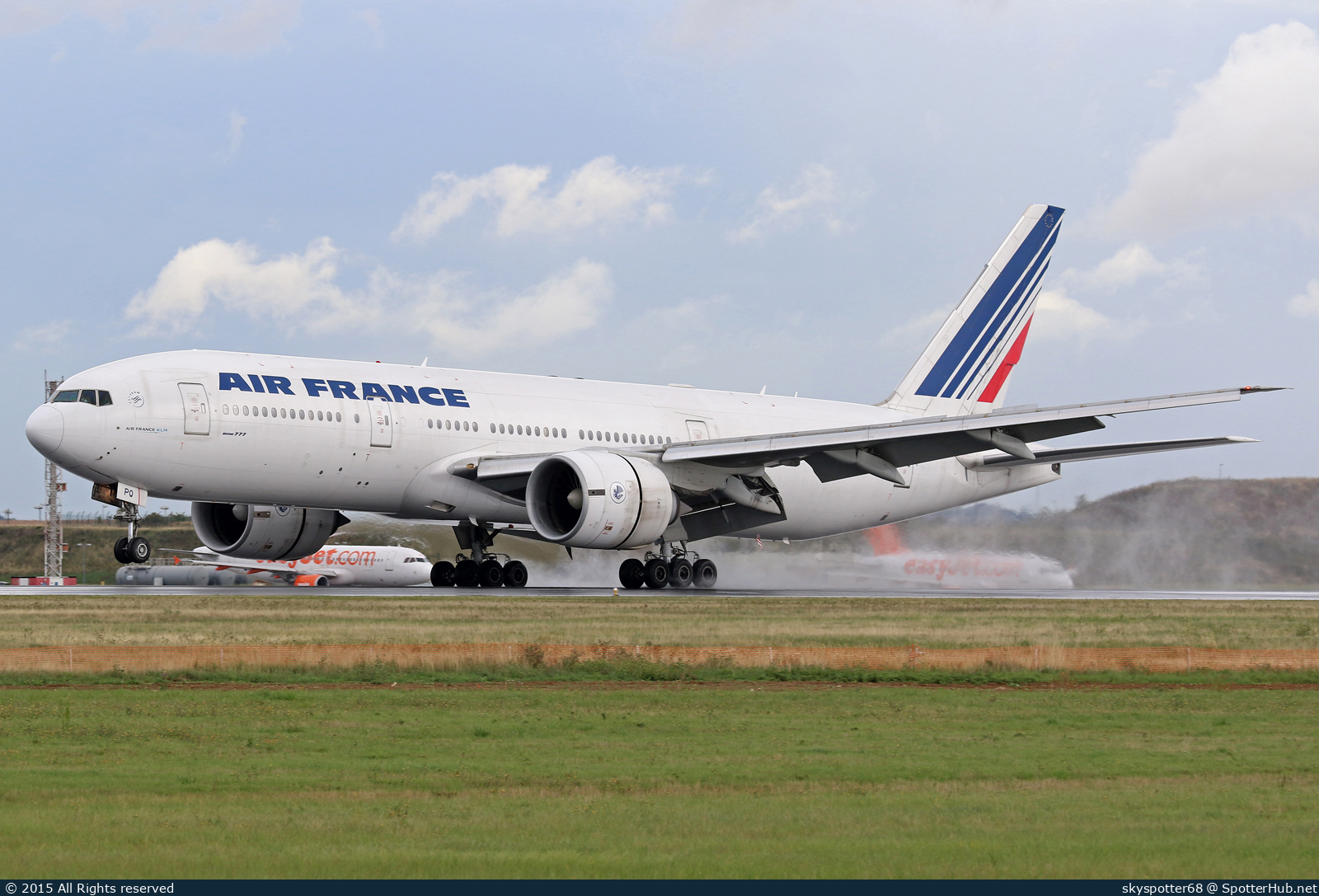 Photo of F-GSPQ - Boeing 777-228(ER) operated by Air France