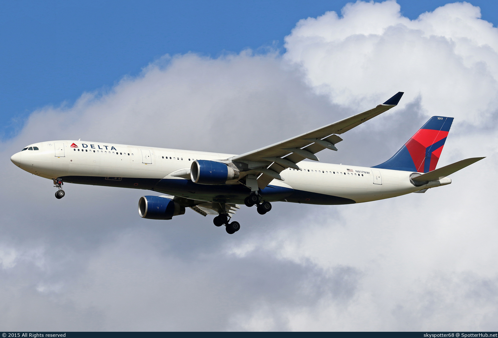 Photo of N817NW - Airbus A330-323 operated by Delta Air Lines