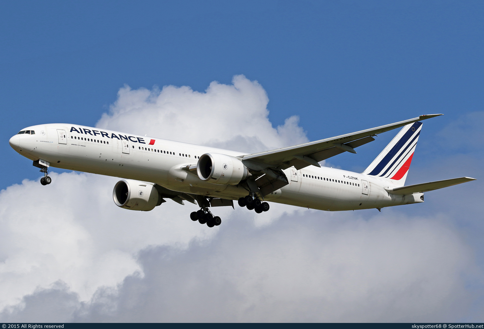 Photo of F-GZNK - Boeing 777-328(ER) operated by Air France