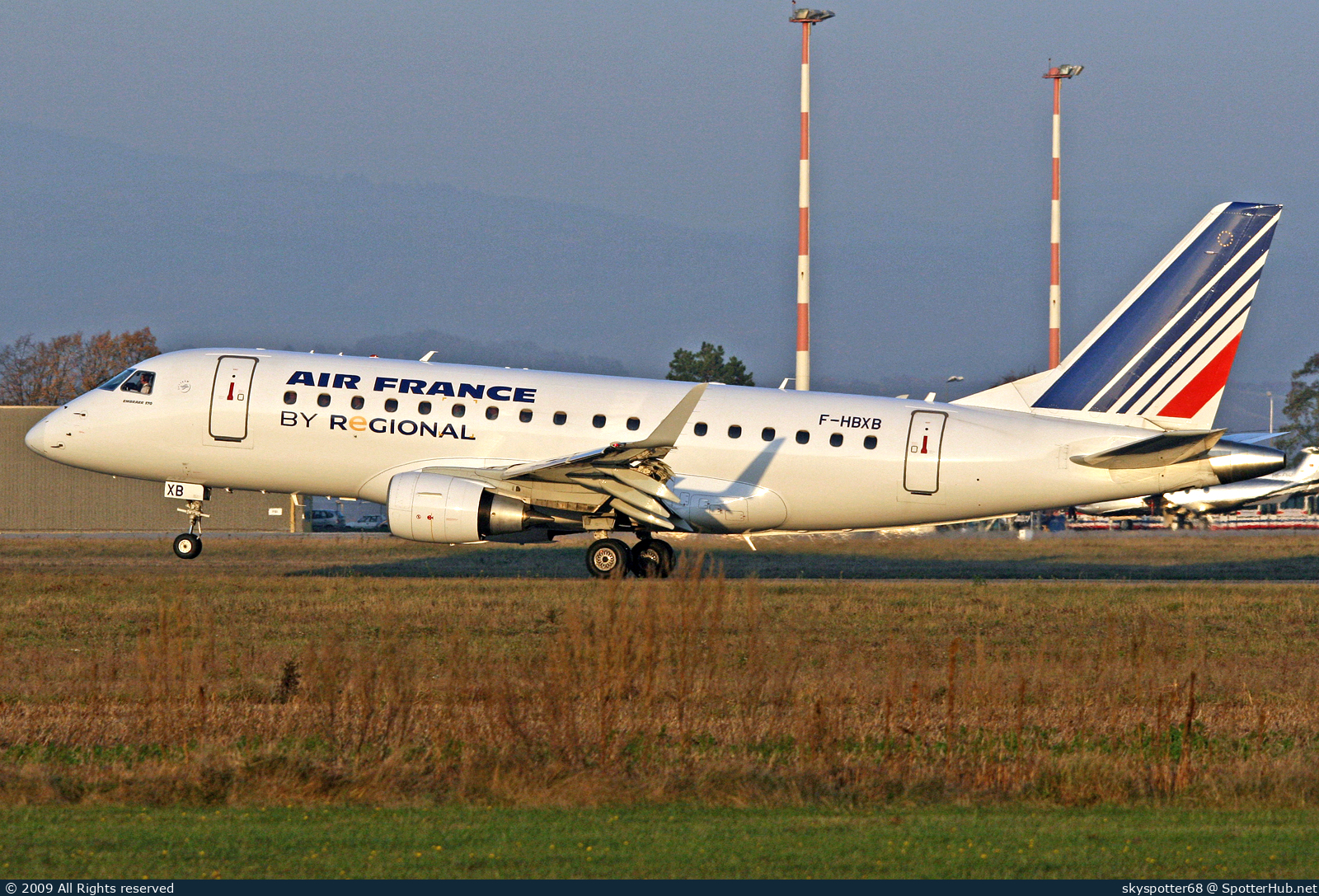 Photo of F-HBXB - Embraer ERJ-170STD operated by Air France (opb Régional)