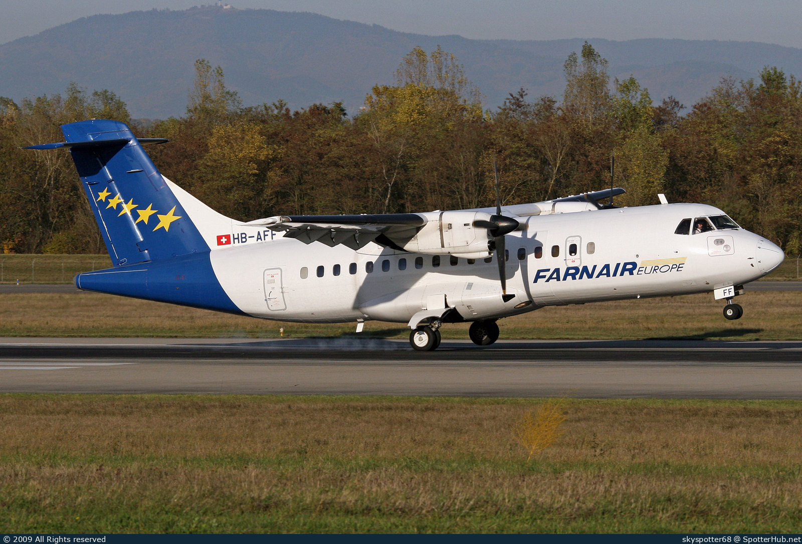 Photo of HB-AFF - ATR 42-320 operated by Farnair Switzerland
