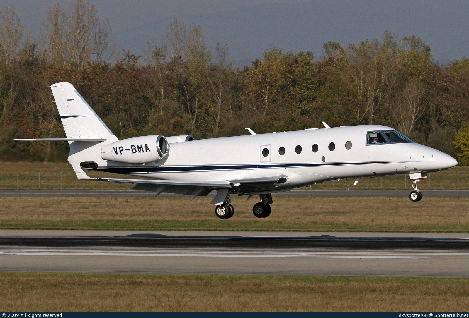Photo of VP-BMA - Gulfstream G150 operated by ExecuJet Charter