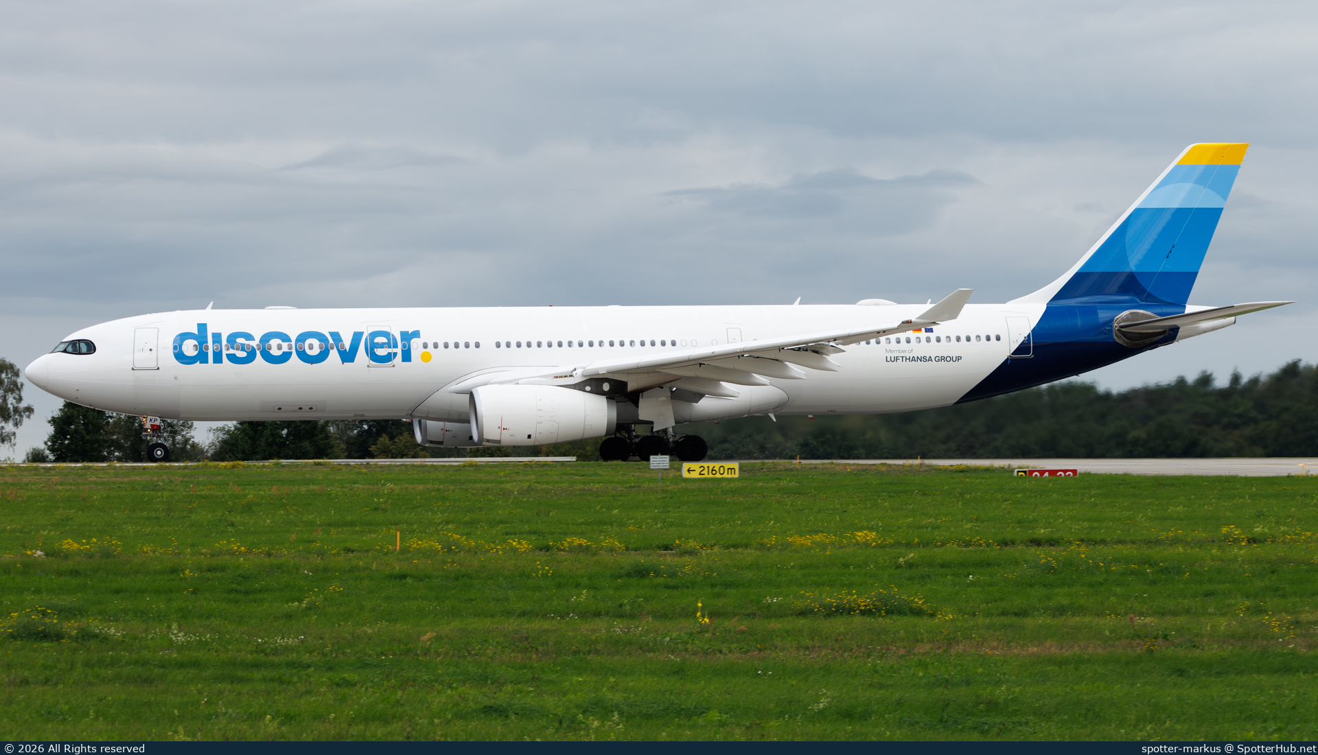 Photo of D-AIKP - Airbus A330-343 operated by Discover Airlines