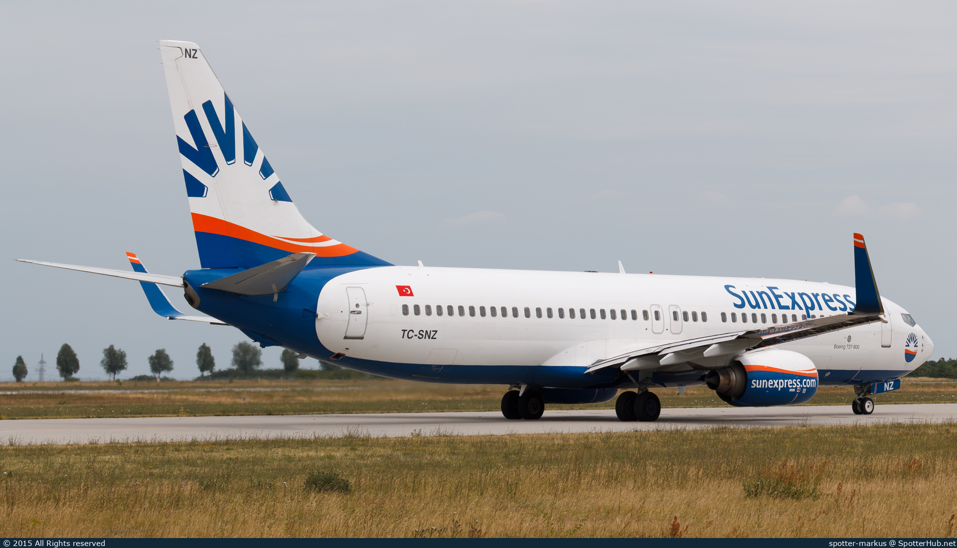Photo of TC-SNZ - Boeing 737-86N operated by SunExpress