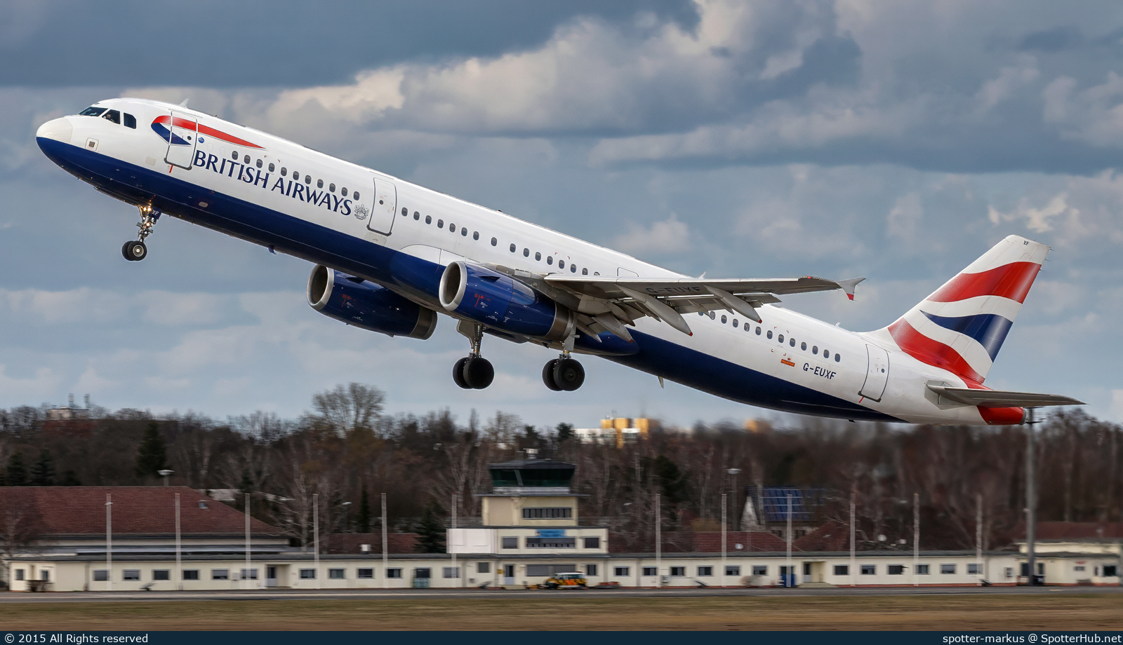 Photo of G-EUXF - Airbus A321-231 operated by British Airways
