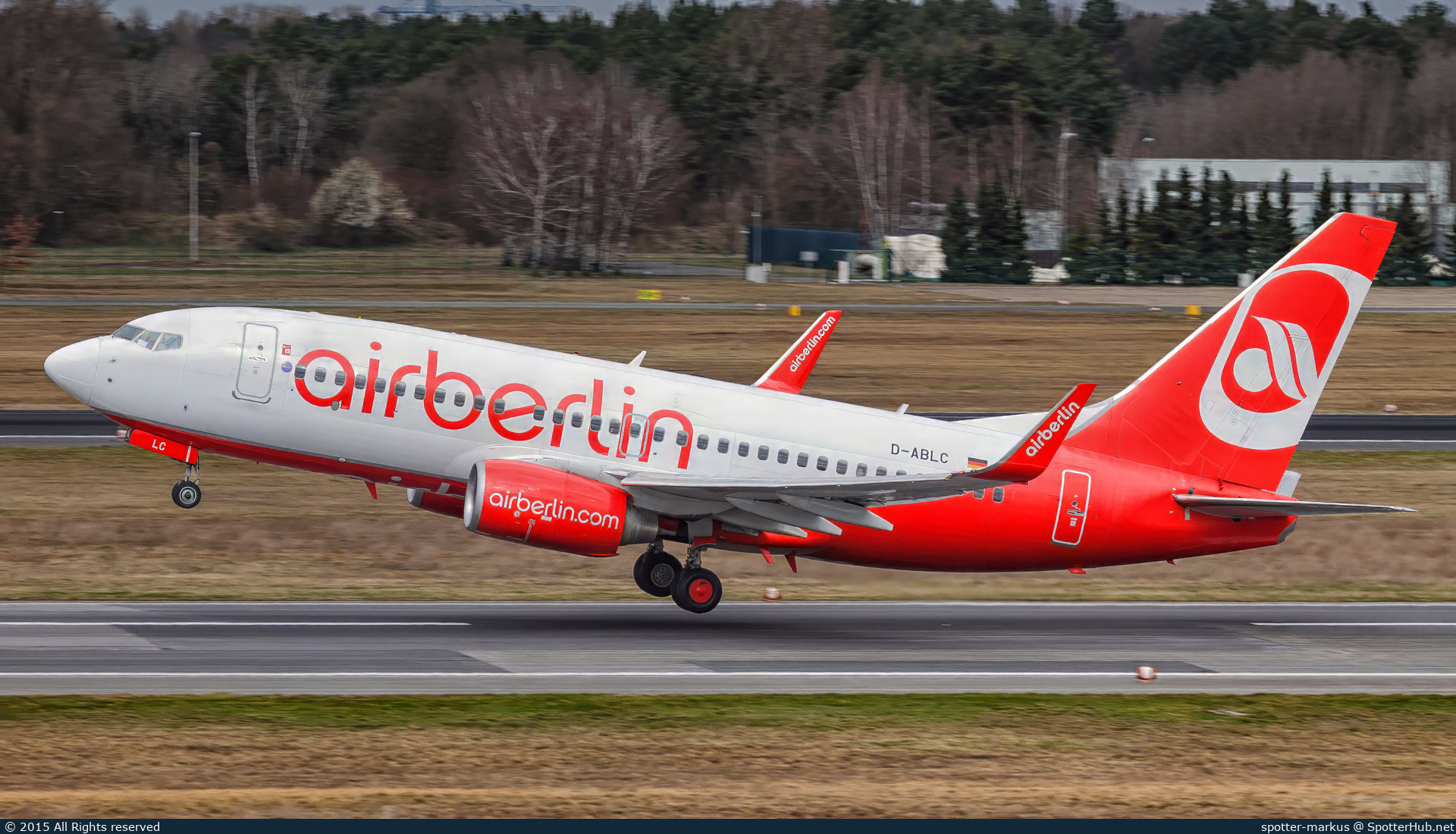 Photo of D-ABLC - Boeing 737-76J operated by Air Berlin