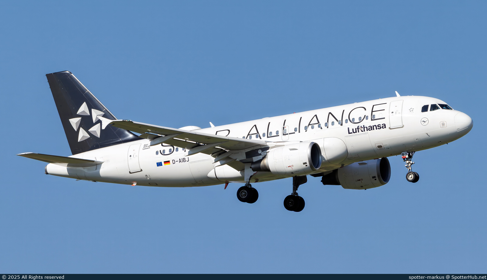 Photo of D-AIBJ - Airbus A319-112 operated by Lufthansa