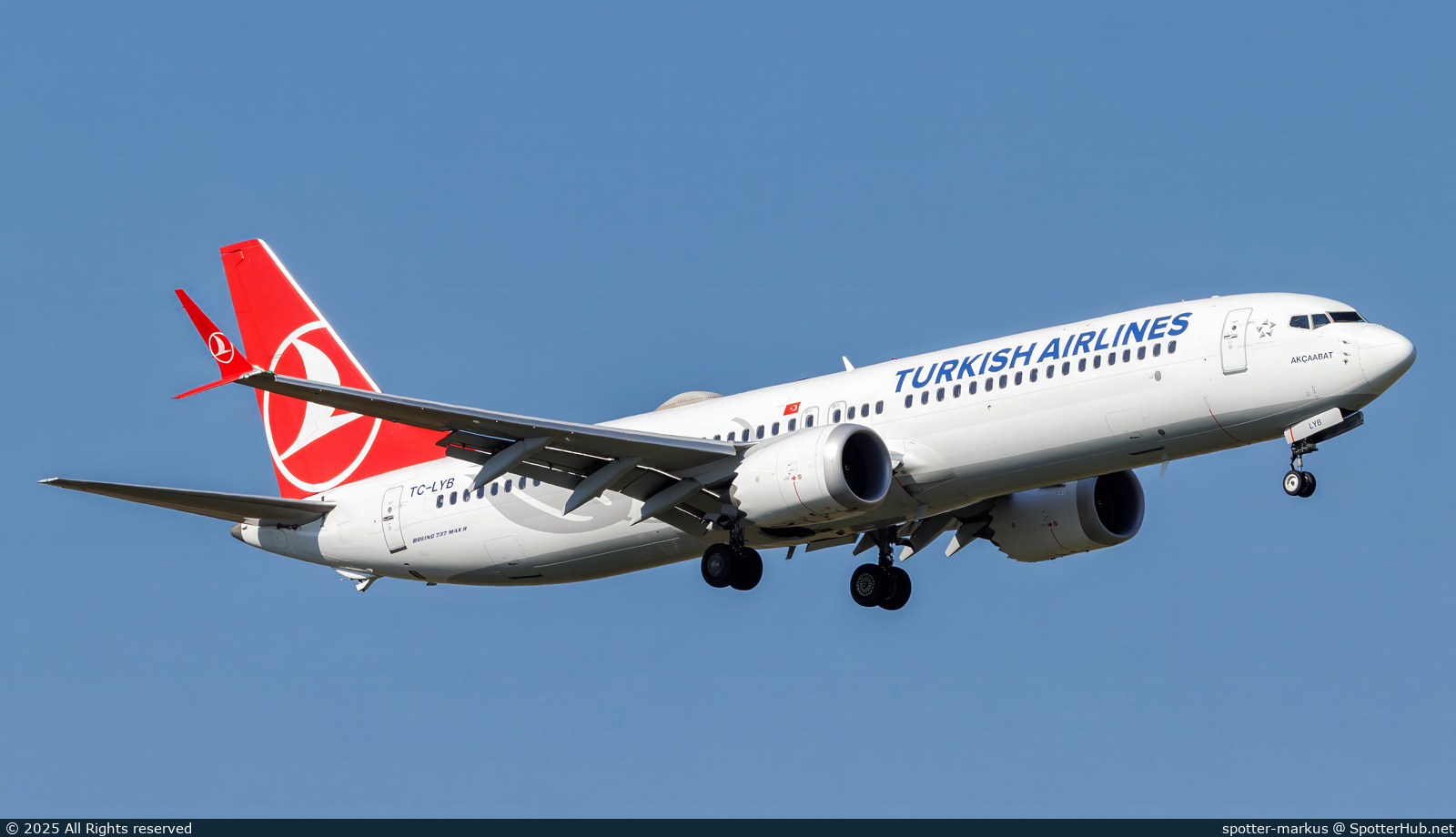 Photo of TC-LYB - Boeing 737 MAX 9 operated by Turkish Airlines