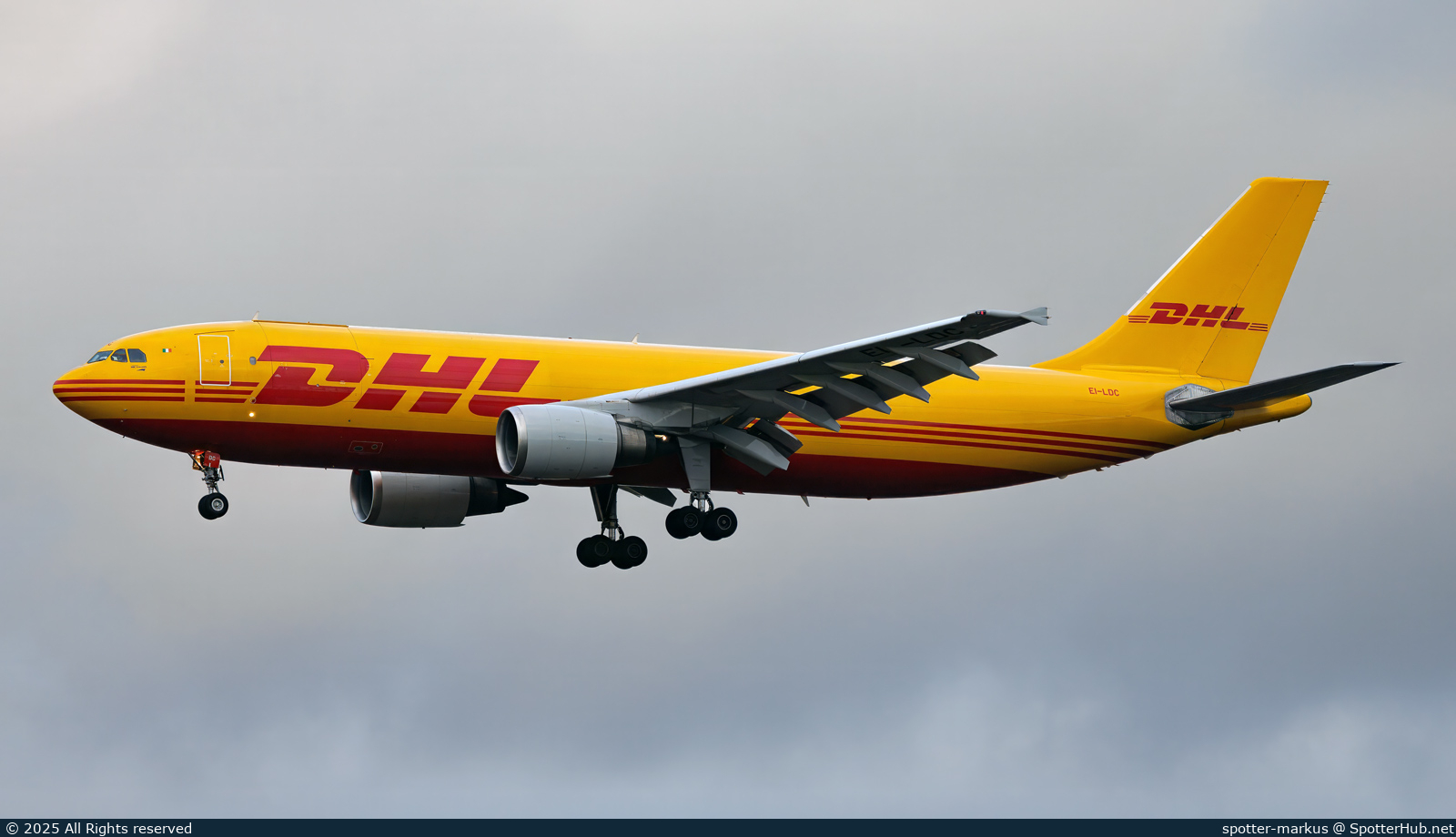 Photo of EI-LDC - Airbus A300F4-605R operated by ASL Airlines Ireland