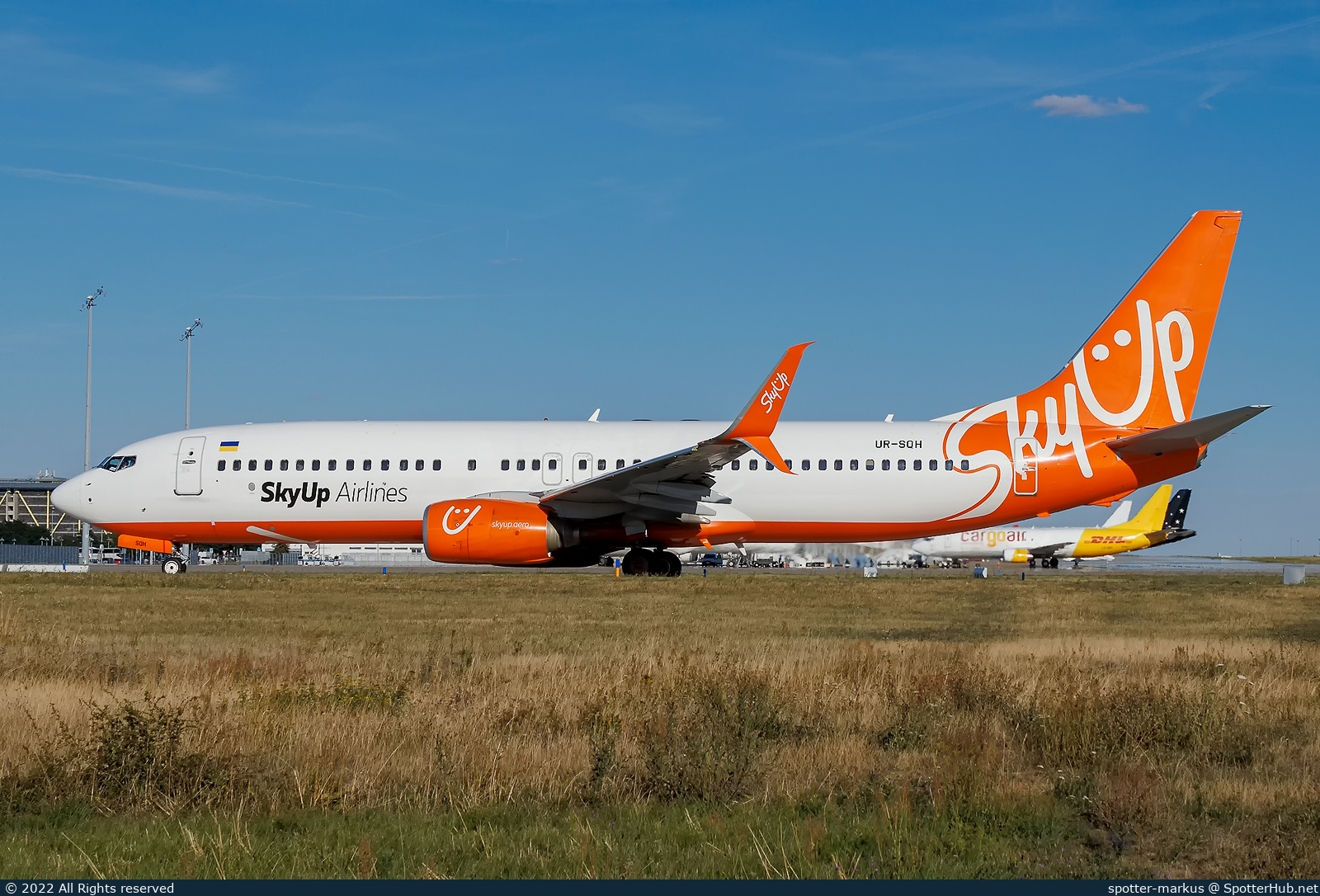 Photo of UR-SQH - Boeing 737-86Q operated by SkyUp Airlines