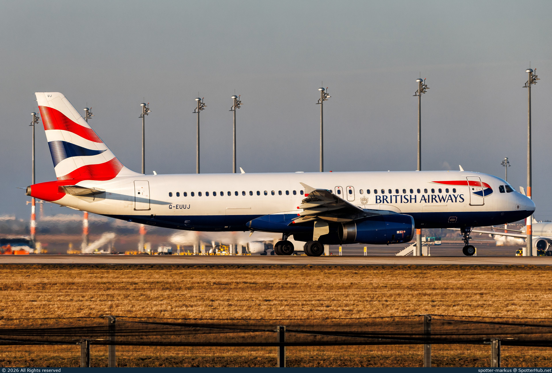 Photo of G-EUUJ - Airbus A320-232 operated by British Airways
