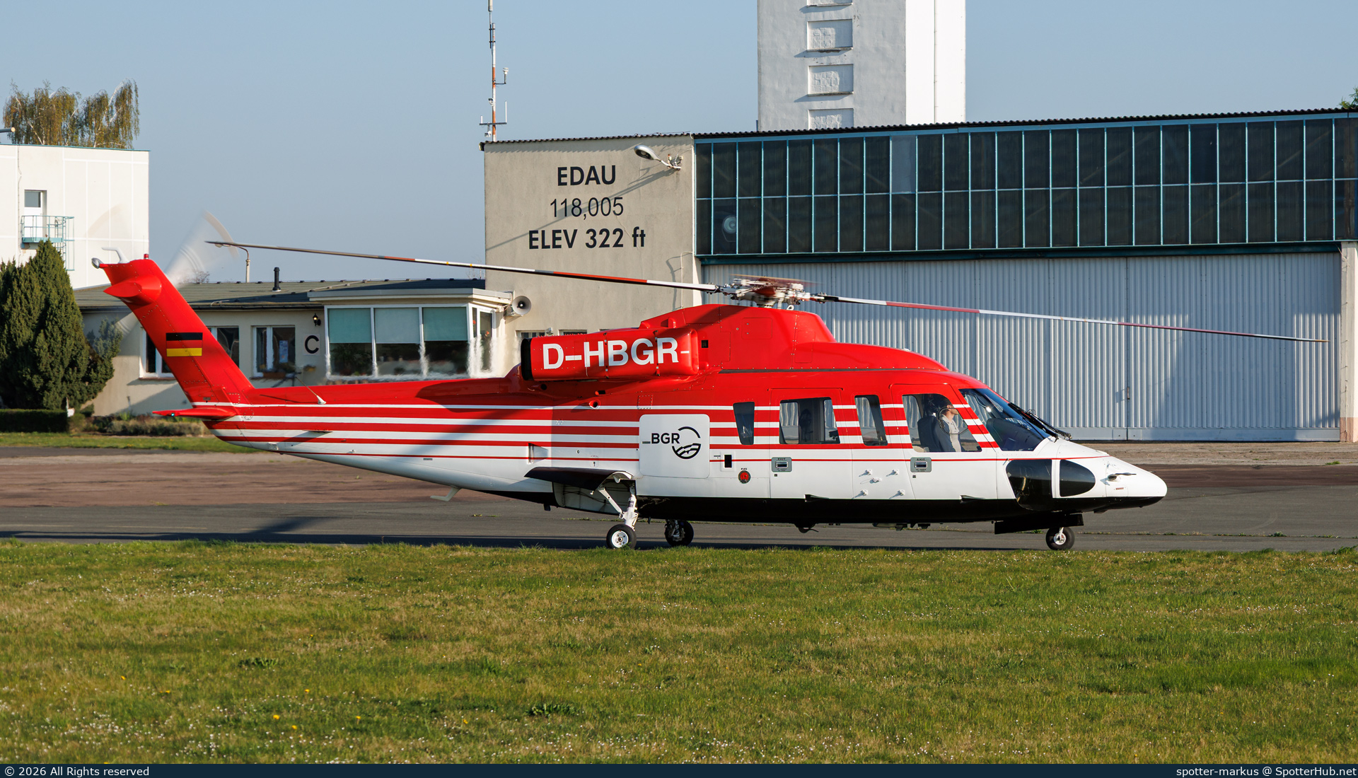Photo of D-HBGR - Sikorsky S-76B operated by Bundesanstalt für Geowissenschaften und Rohstoffe