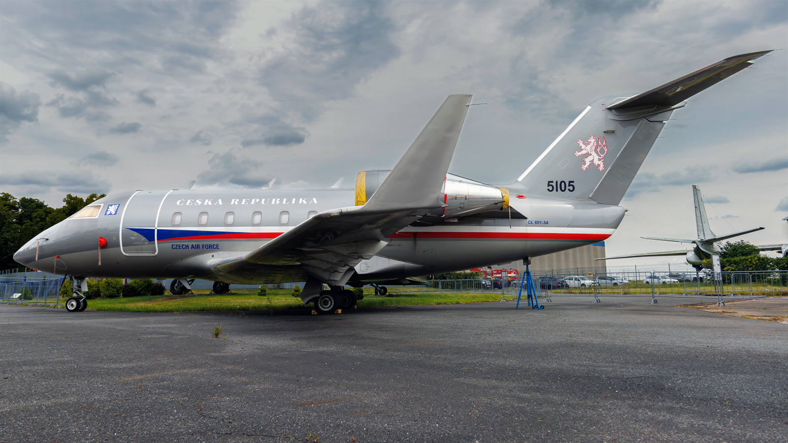 Full size image