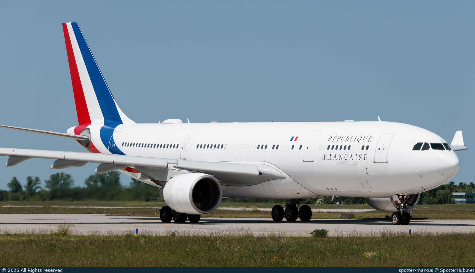 Photo of F-RARF - Airbus A330-223 operated by Government of France