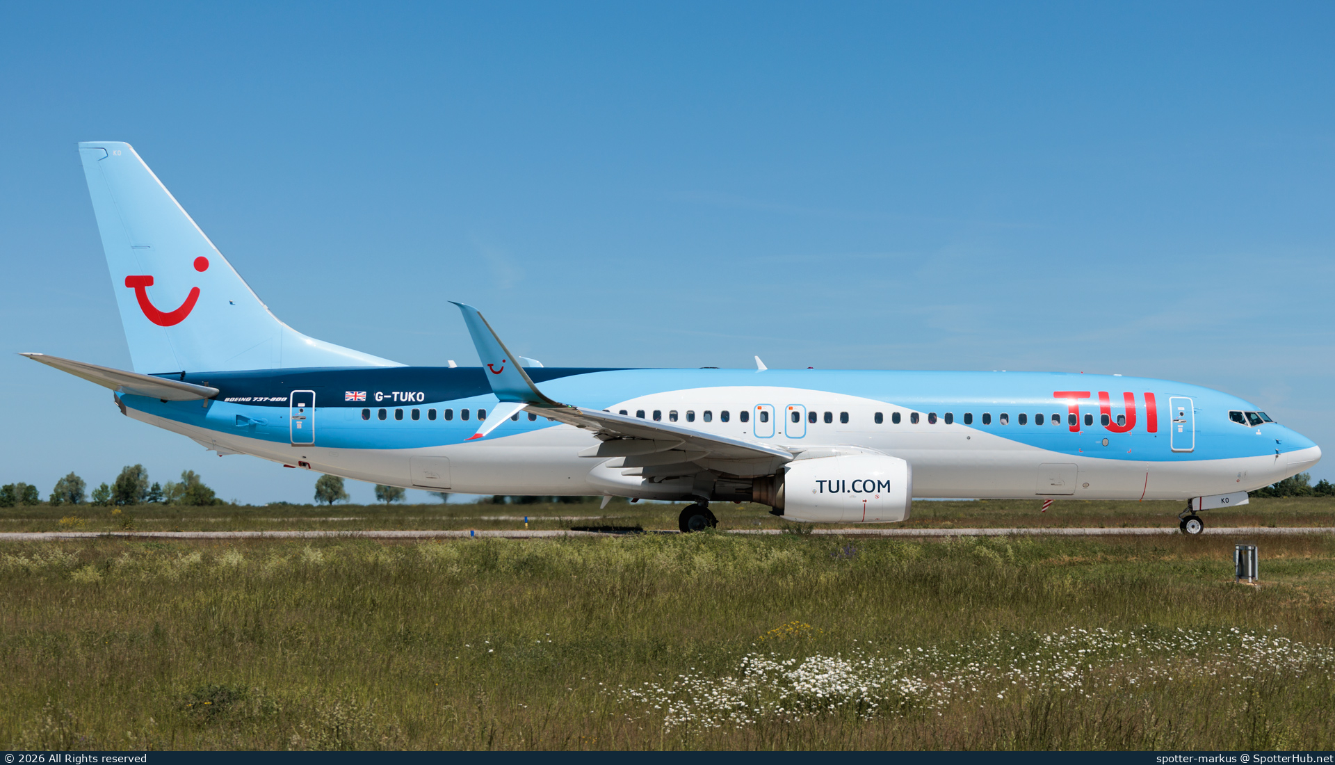 Photo of G-TUKO - Boeing 737-8K5 operated by TUI Airways