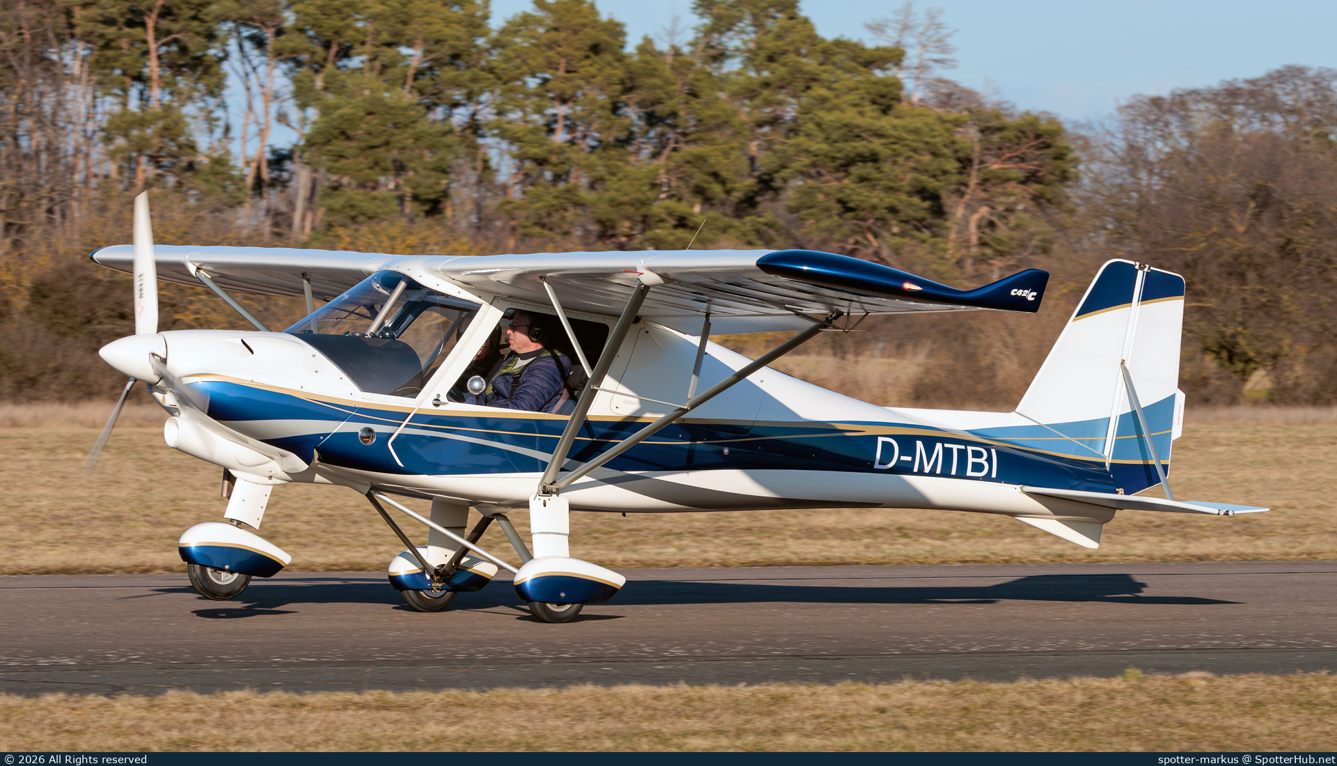 Photo of D-MTBI - Comco Ikarus C42 C operated by Private