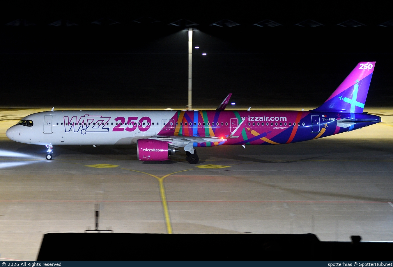Photo of 9H-WMR - Airbus A321-271NX operated by Wizz Air Malta