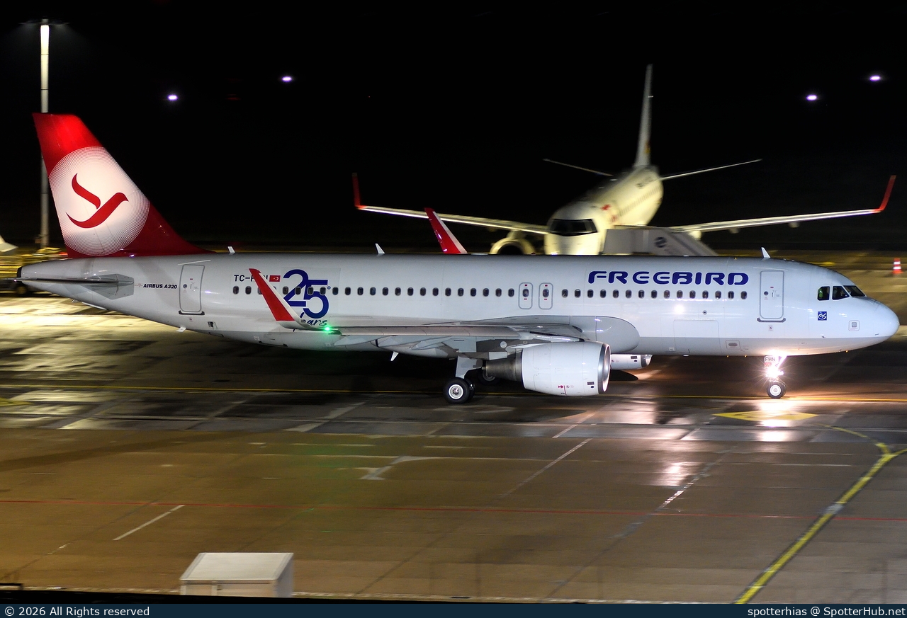 Photo of TC-FHN - Airbus A320-214 operated by Freebird Airlines