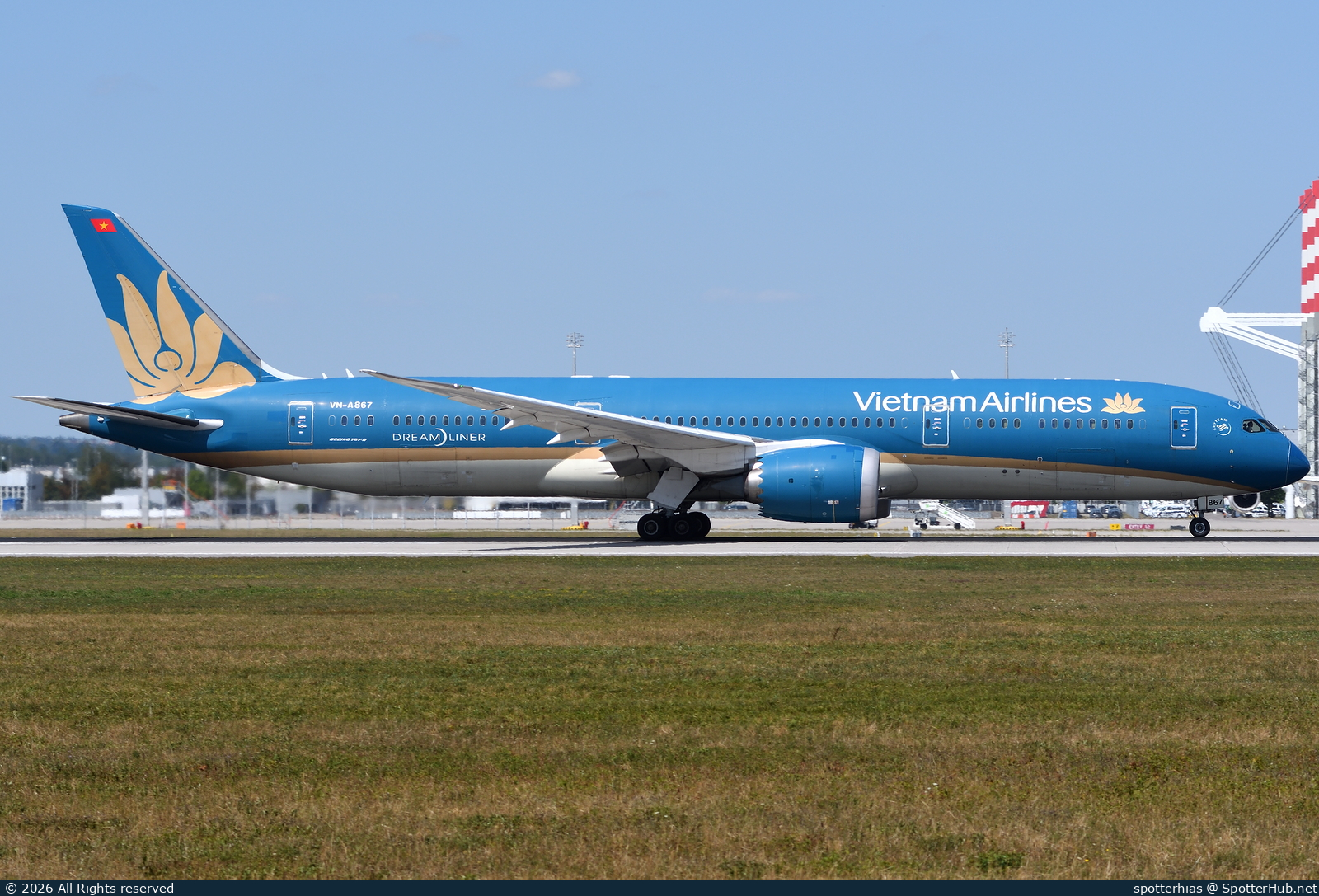 Photo of VN-A867 - Boeing 787-9 Dreamliner operated by Vietnam Airlines