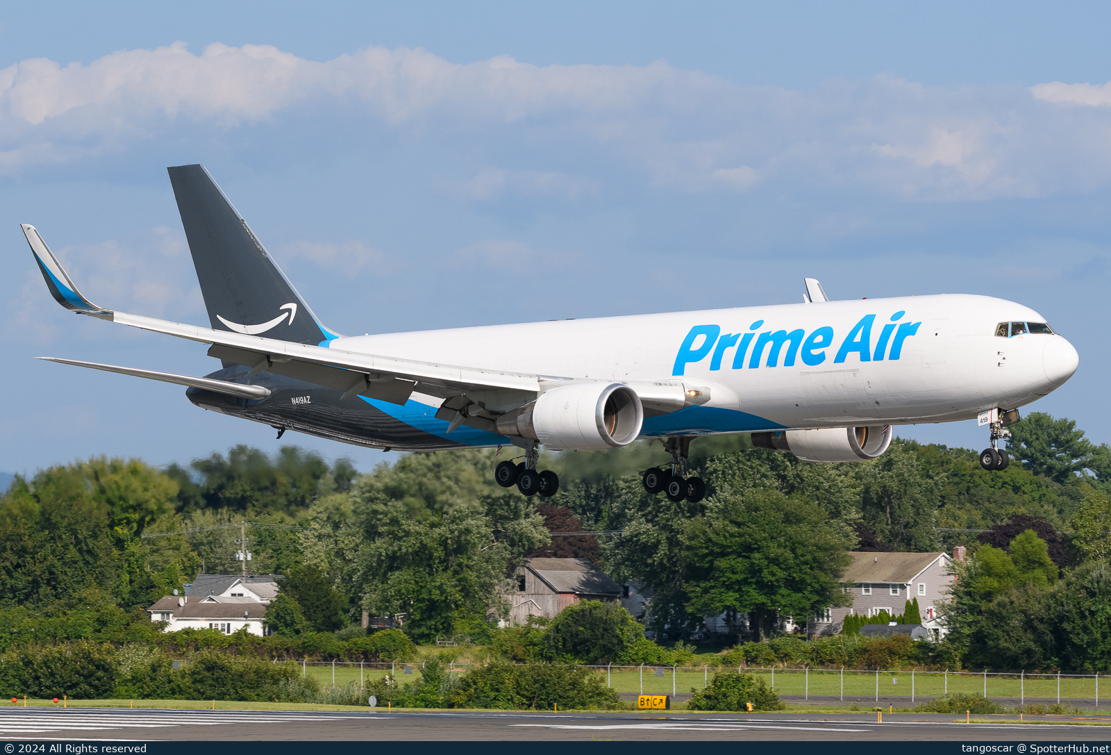 Photo of N419AZ - Boeing 767-319(ER)(BDSF) operated by Amazon Prime Air (opb Air Transport International)