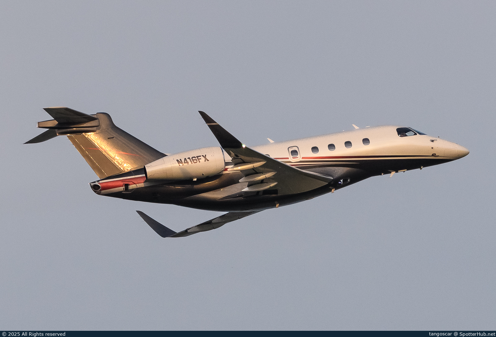 Photo of N416FX - Embraer Legacy 450 operated by Flexjet