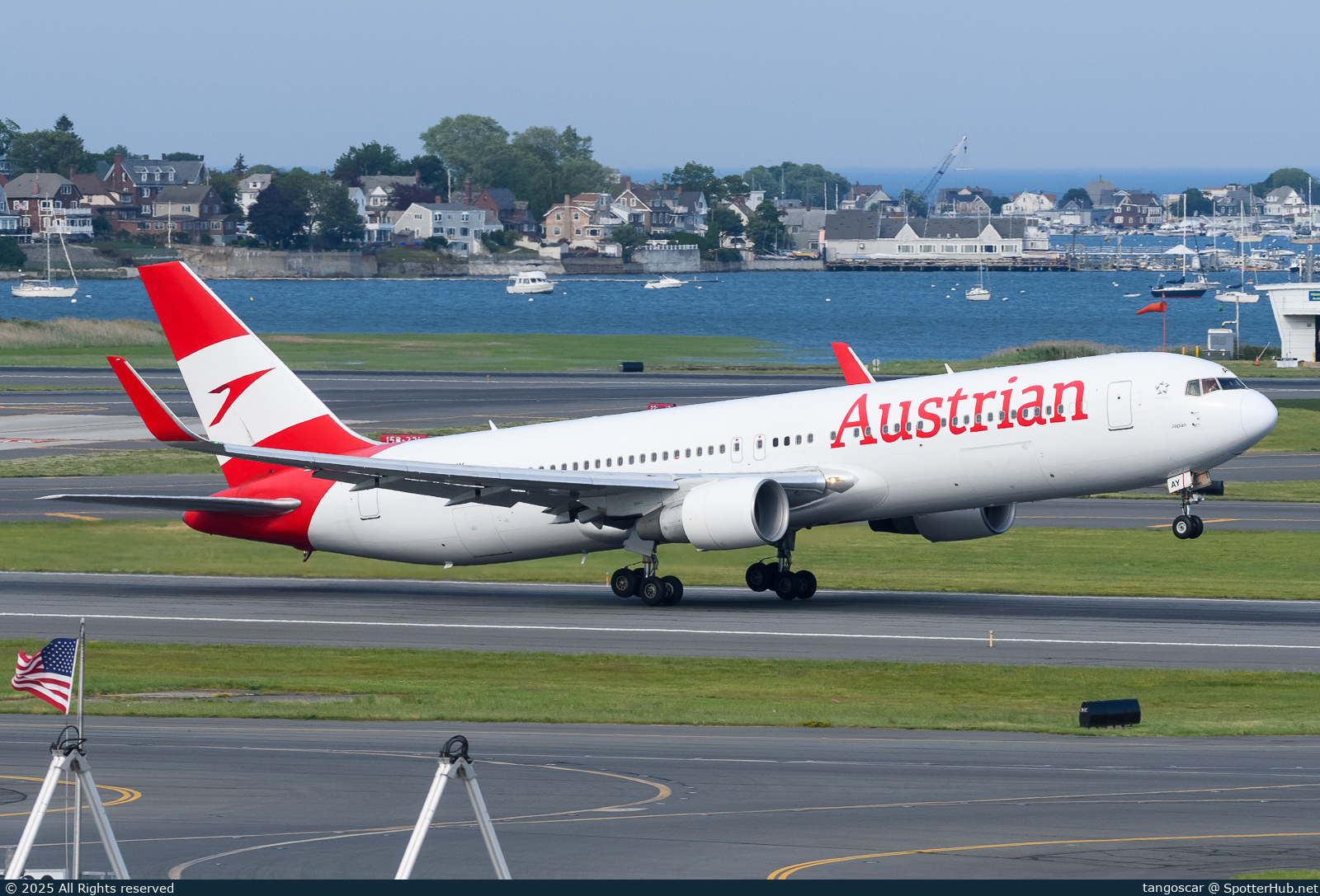 Photo of OE-LAY - Boeing 767-3Z9(ER) operated by Austrian Airlines