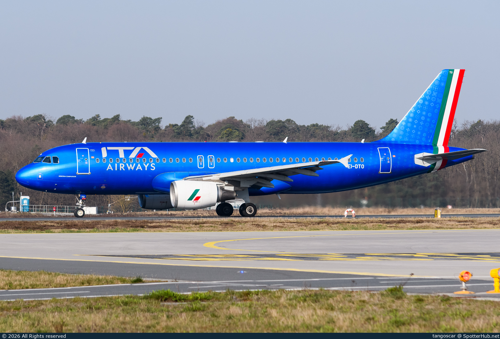 Photo of EI-DTO - Airbus A320-216 operated by ITA Airways