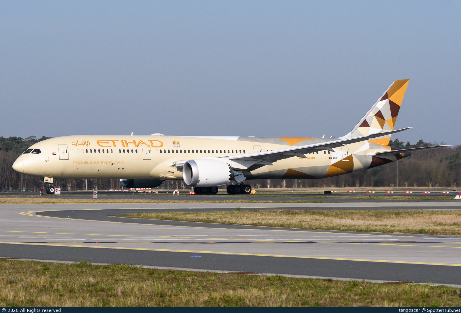 Photo of A6-BNF - Boeing 787-9 Dreamliner operated by Etihad Airways