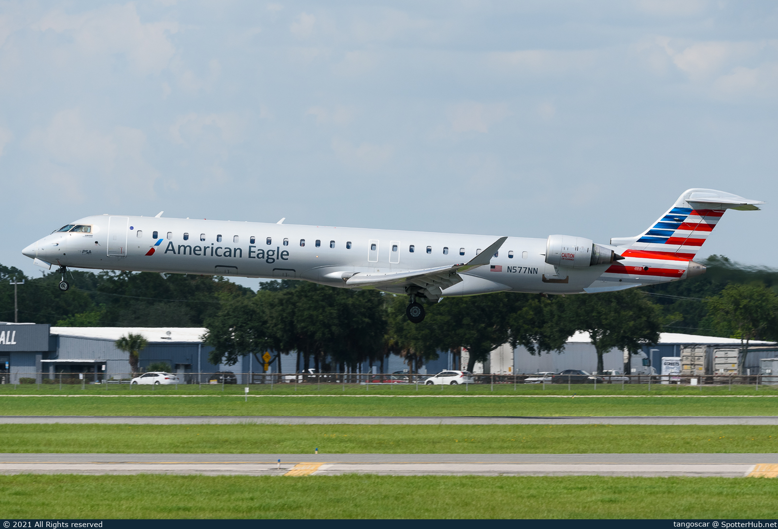 Photo of N577NN - Bombardier CRJ-900LR operated by American Eagle (opb PSA Airlines)